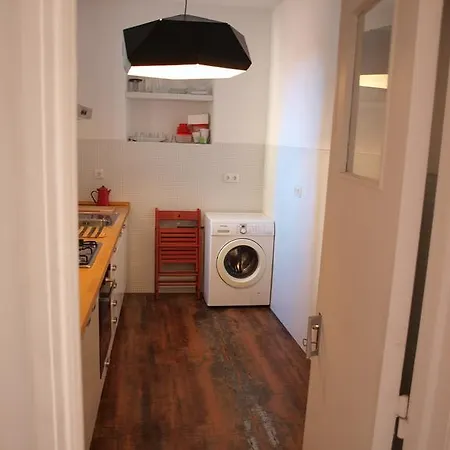 Bairro Alto / Chiado Neighborhood. Apartamento